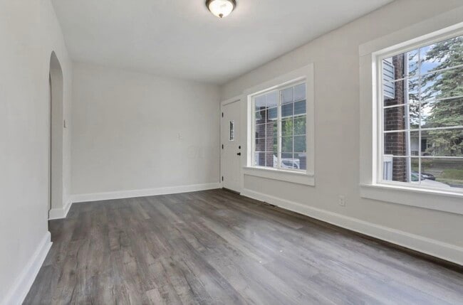 Living Room - 1364 S Champion Ave Unit 1364 S Champion