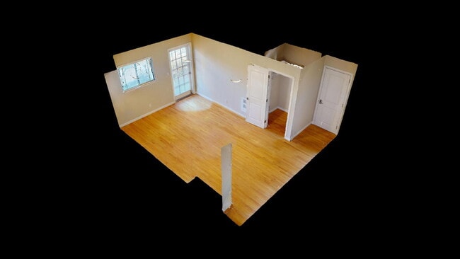 Photo - THIS IS A CO-LIVING SPACE in the Parkside ...