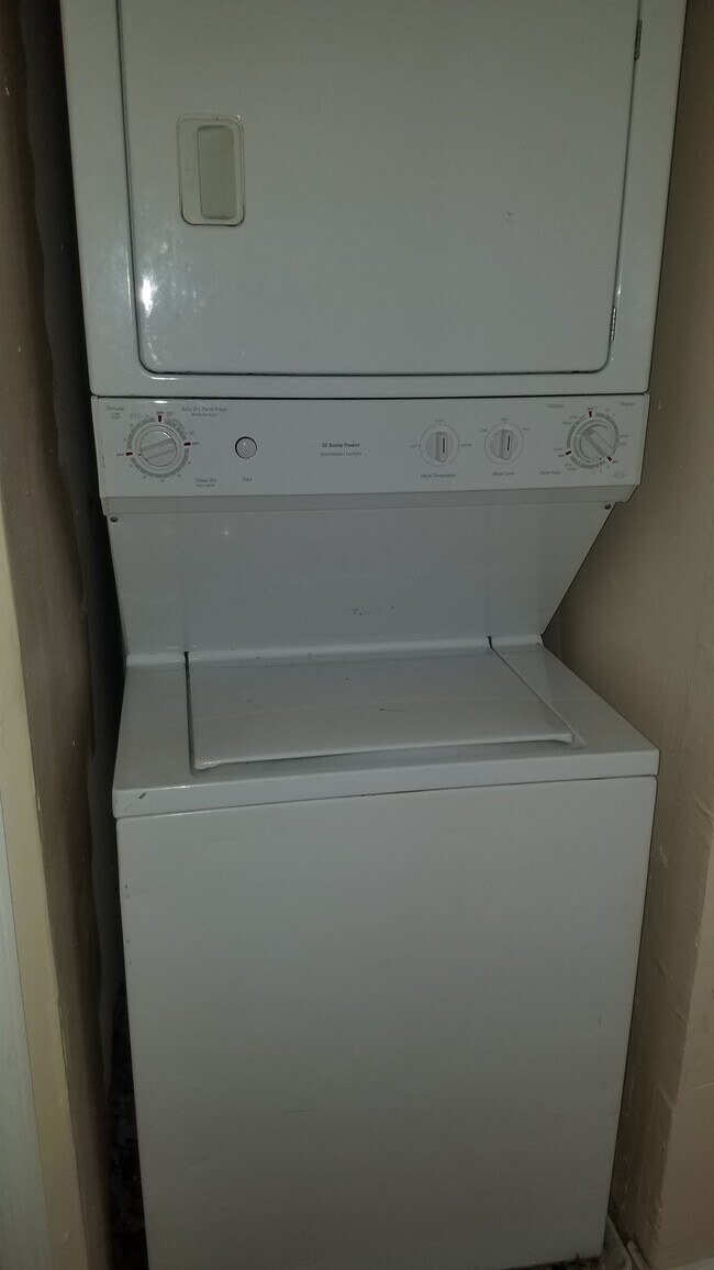 washer/dryer - 3012 30th St SE Apartments Unit #1