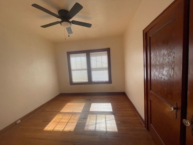 Photo - CHARMING 2 BEDROOM APT NEAR THE LOVELY MARYVILLE COLLEGE CAMPUS!!