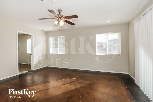 Photo - 5031 W Windrose Dr