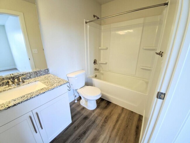 Photo - 1036 W 600 S