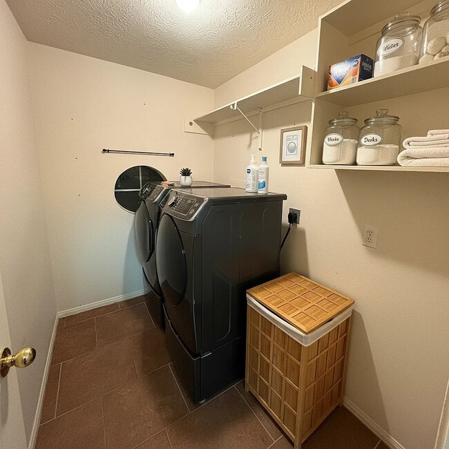12507 Avery Vale Ln
