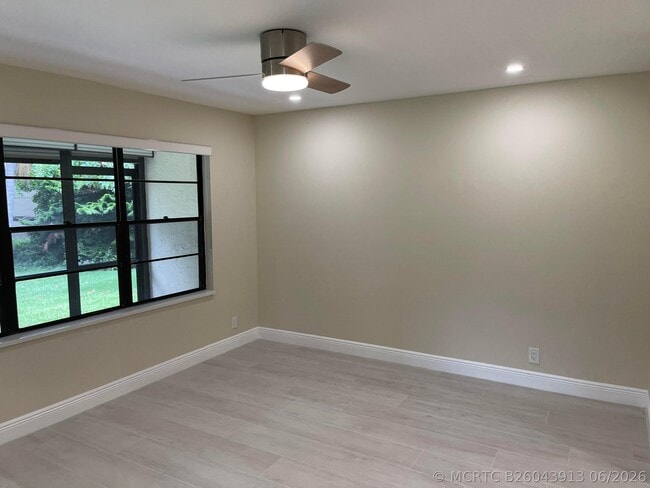 Photo - 29 Bethesda Park Cir