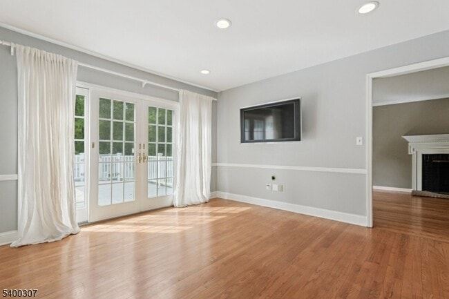 Photo - 247 Spencer Rd