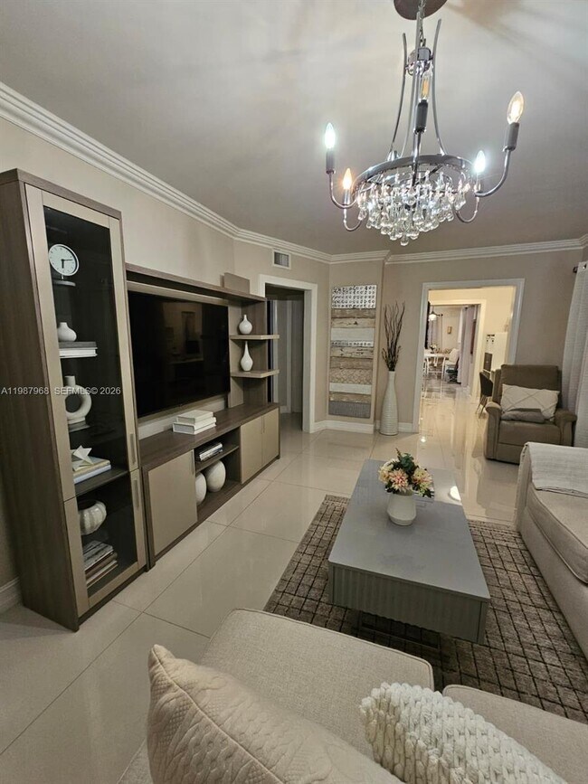 Photo - 70 NW 31st St Unidad 1