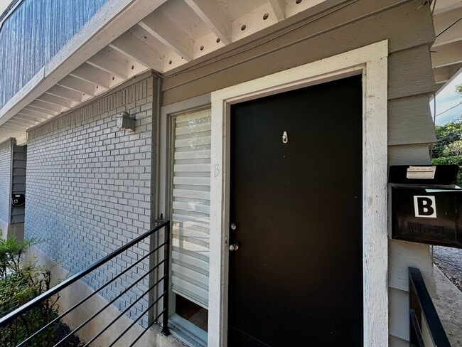 Photo - 3304 Tom Green St