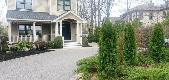 Photo - 24 Elm St