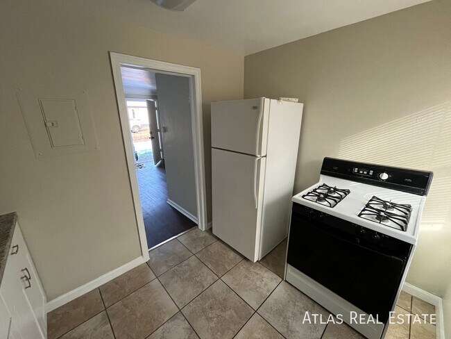 Photo - 1526 Uinta St