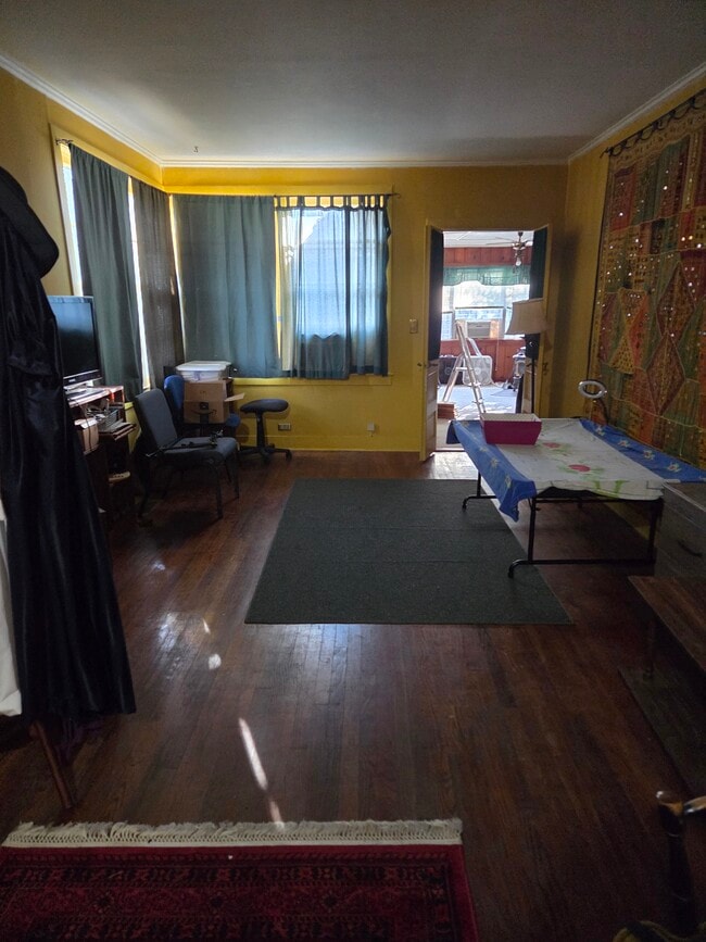 Photo - 207 Herbert St