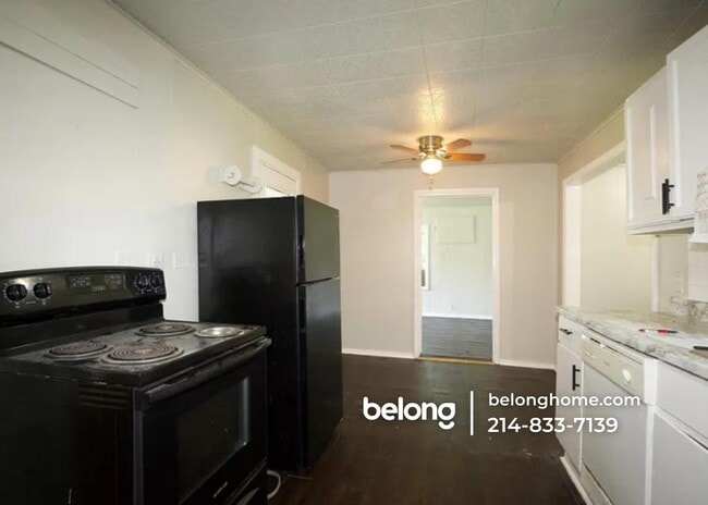 Photo - 901 N Howeth St