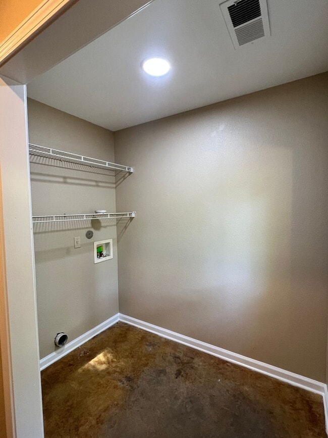 Photo - 3 BD 1 BA home in Millington! Minutes from Navy Base