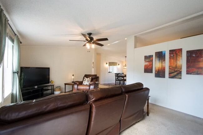 Photo - 224 Prestwood Ln Unit SI ID1597189P