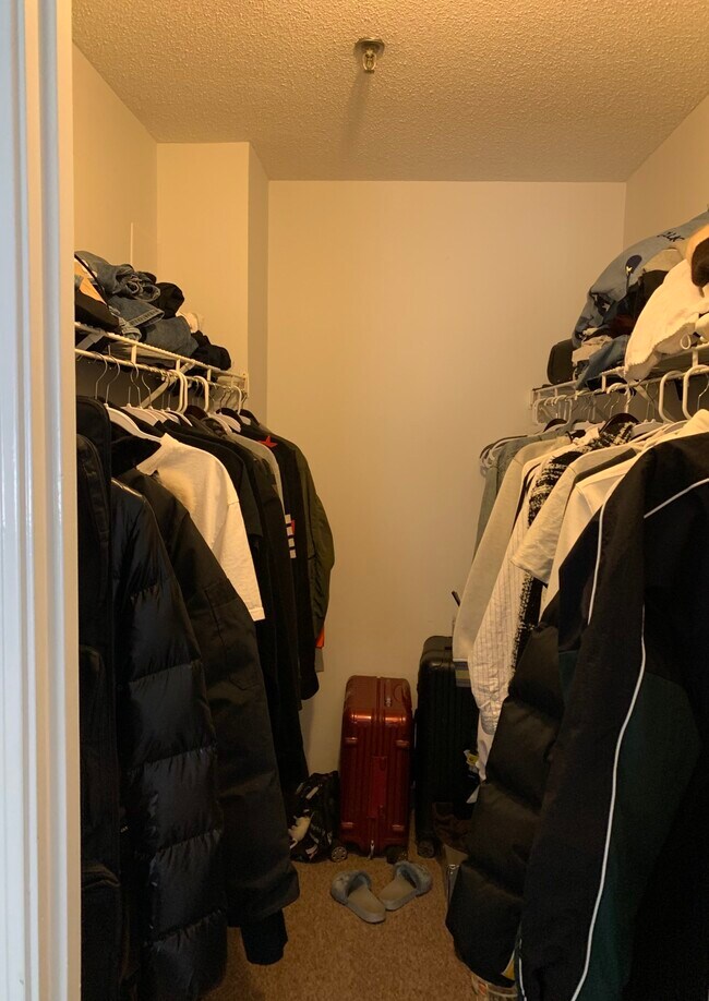 Photo - 147 Kelton St Unit 506