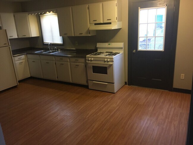 Photo - 290-330 N 3rd St Unit 330-1