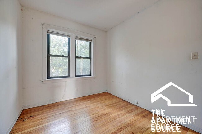 Photo - 2921 W McLean Ave Unit 3