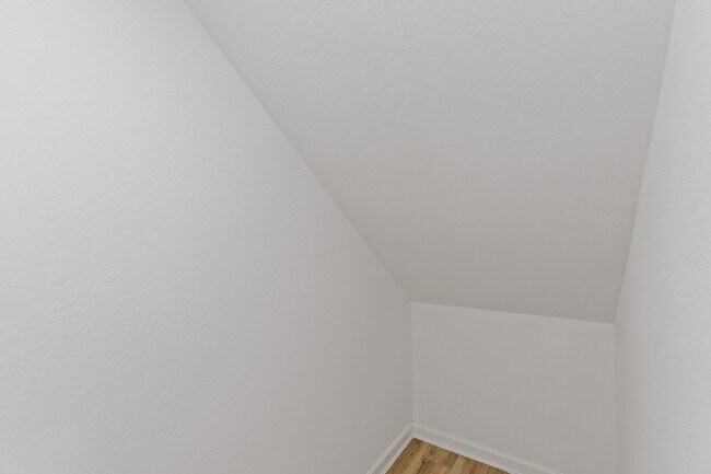 Building Photo - 4131 Balboa Dr Unit False