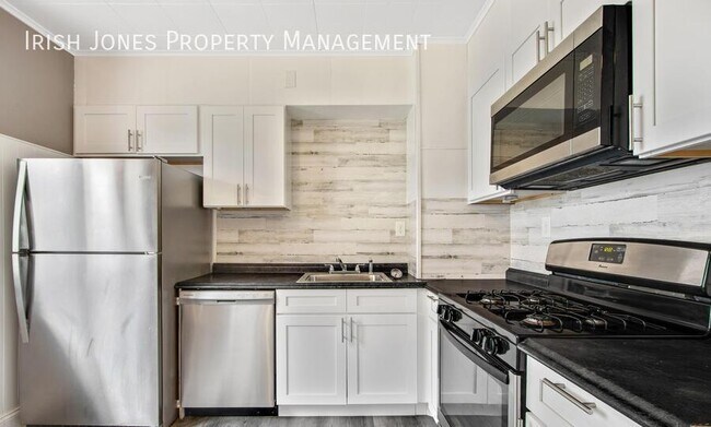 Photo - 38 Rugby Rd Unit Upper