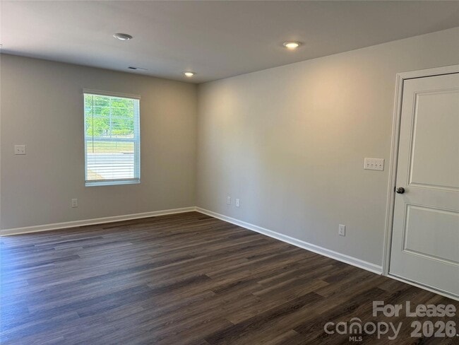 Photo - 1207 Suncrest Ave