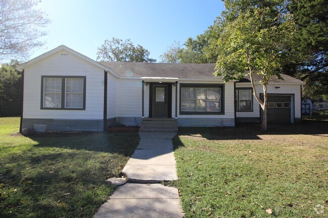 Building Photo - 1015 W Kuykendall St Rental