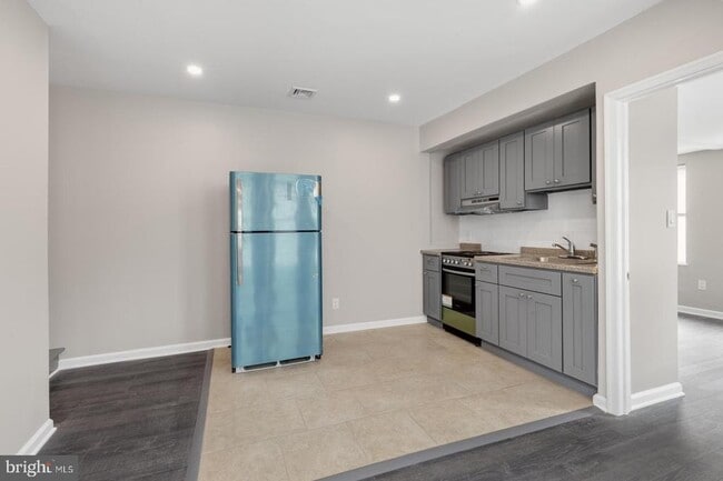 Building Photo - 1720 Wylie St Unit 2