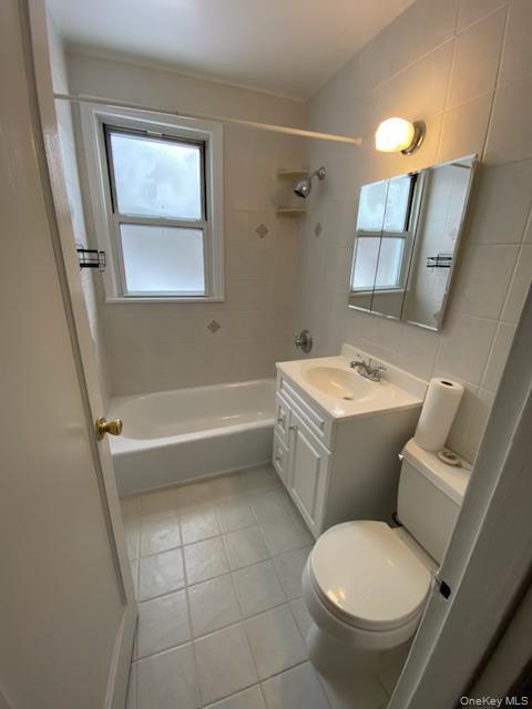 Photo - 3 Winchester Ave Unidad 1A