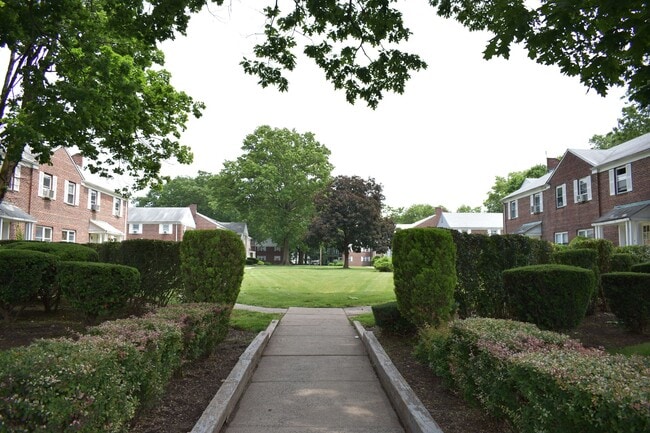 Photo - Michael Manor Apartment Homes