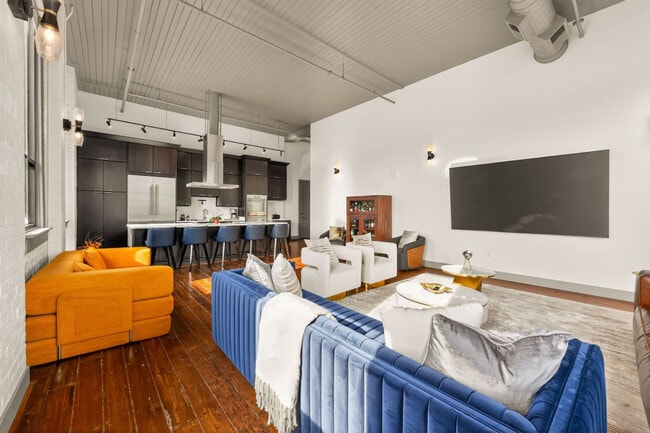 21 E 15th St Unit SI ID1512946P