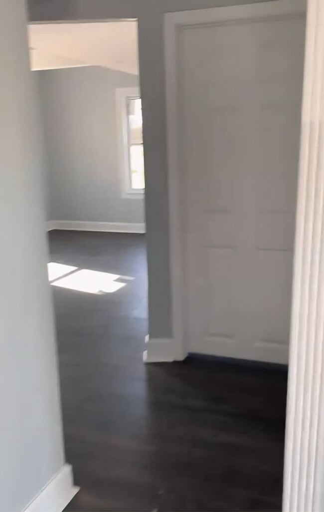 Photo - 201 Coulbourn Mill Rd