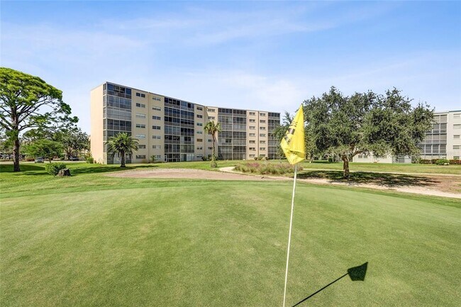 4040 Ironwood Cir Unit 406F