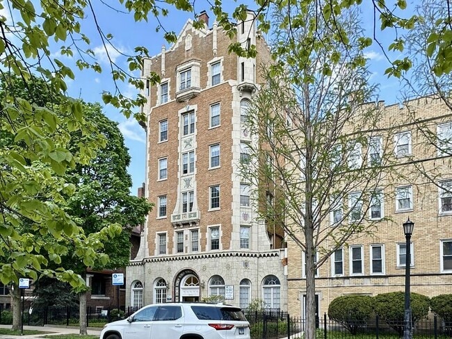 Building Photo - 4521 Malden St
