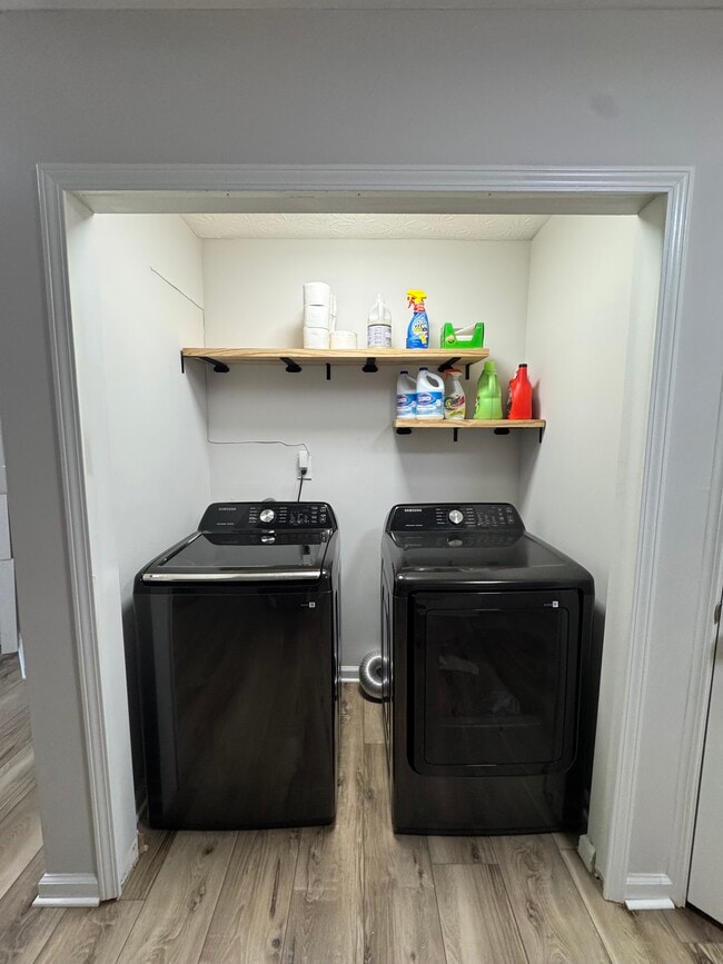 Photo - 980 Mays Ln SW