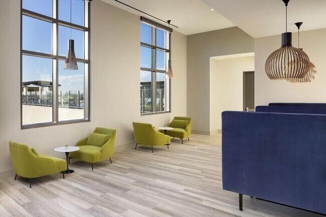 Photo - 1515 Austin St Unit c7