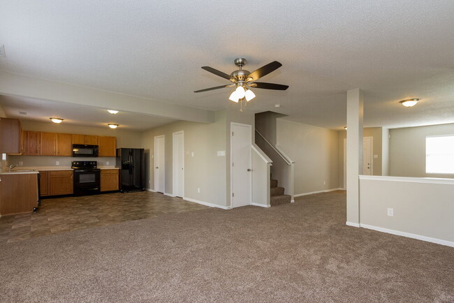 Photo - 9160 Middlebury Way