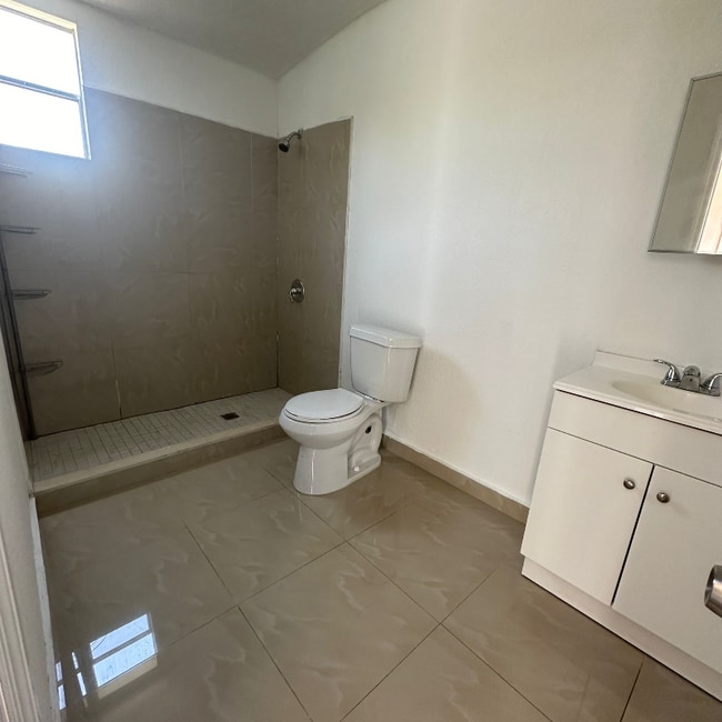 17201 NW 53rd Ave Unit 3