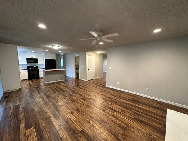 Photo - 6009 16th Ave SE