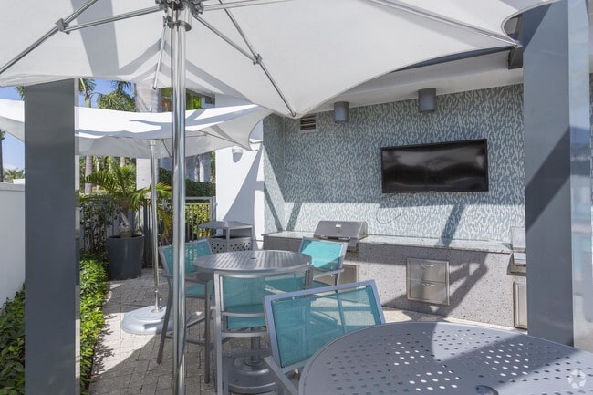 Photo - Bell Kendall West