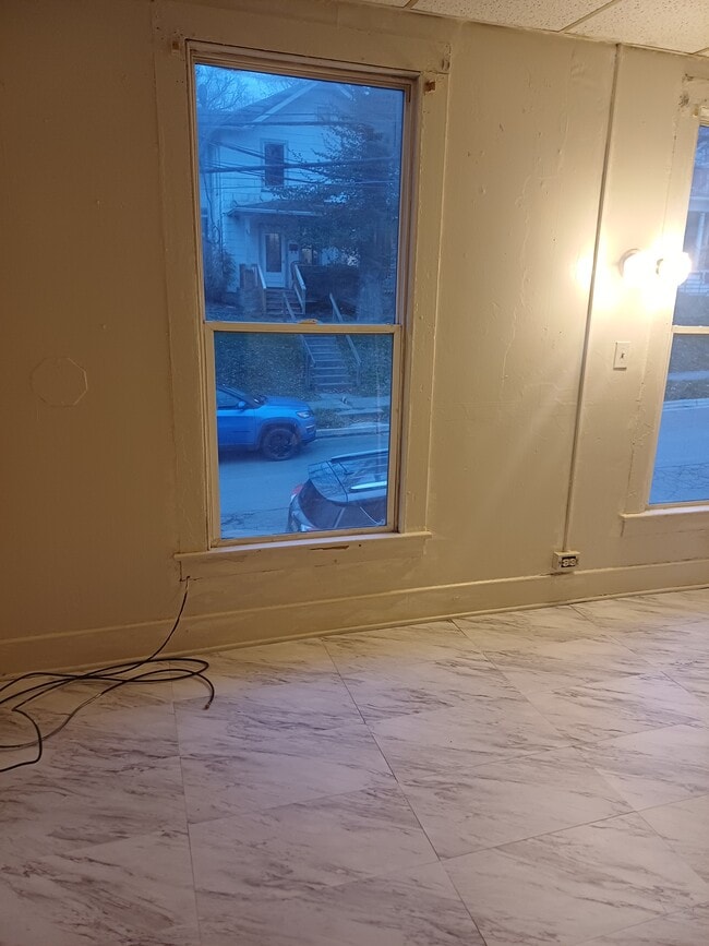 Photo - 603 2nd St Unit APT B