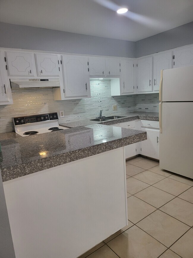 Photo - 312 Gastel Cir