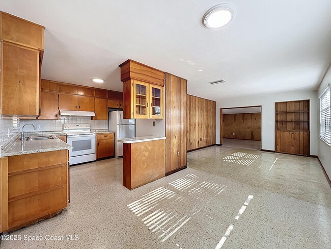 Photo - 260 Sabal Ave