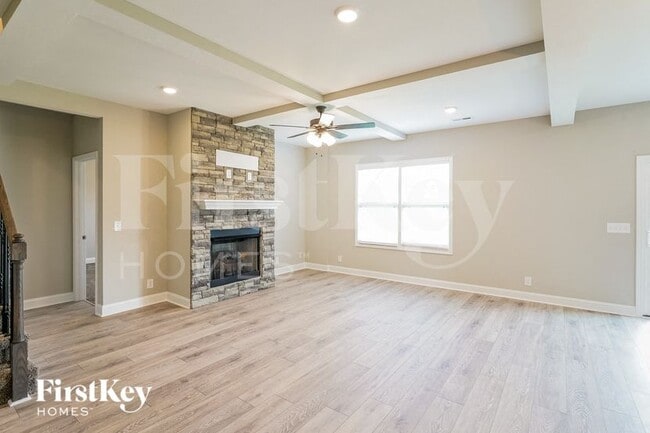 Photo - 623 Alvin Rd