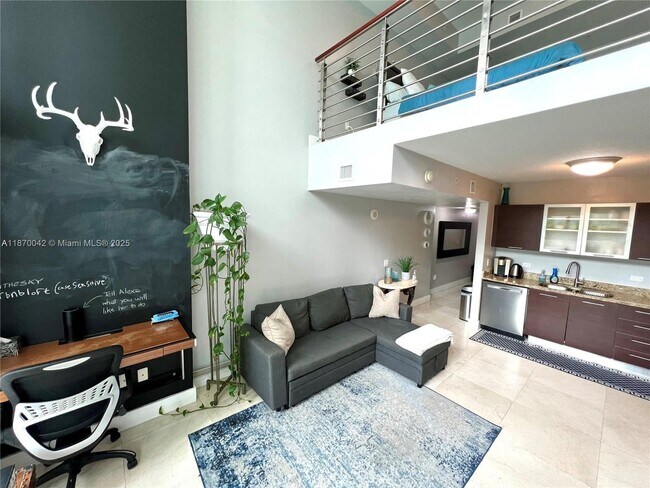 Building Photo - 41 SE 5th St Unit 705 Rental