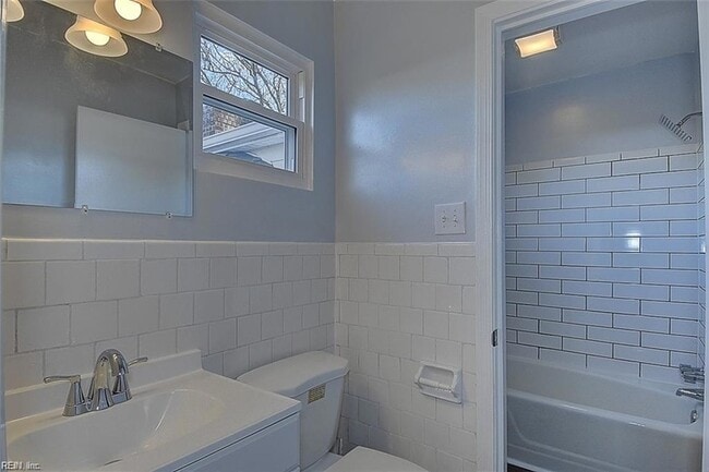 Photo - 4908 Narragansett Ct