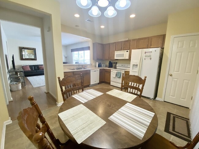 Photo - Lovely Furnished, Sun City of Hilton Head ...