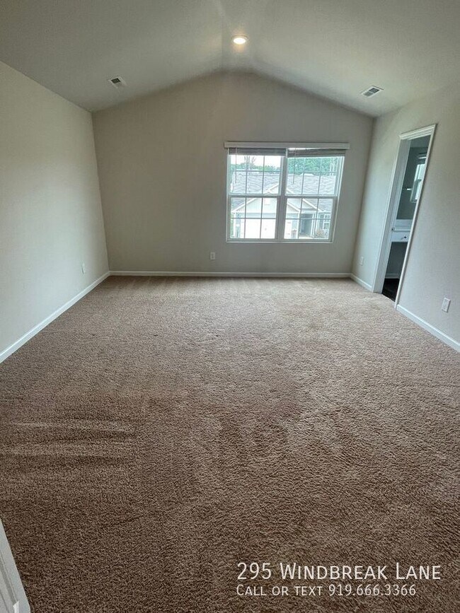 Photo - 295 Windbreak Ln