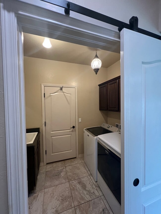 Photo - 1318 Peppertree Dr