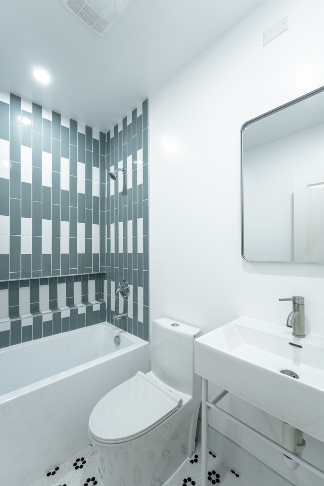 Photo - West View Towers