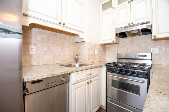 Photo - 189 Beacon St Unit 1