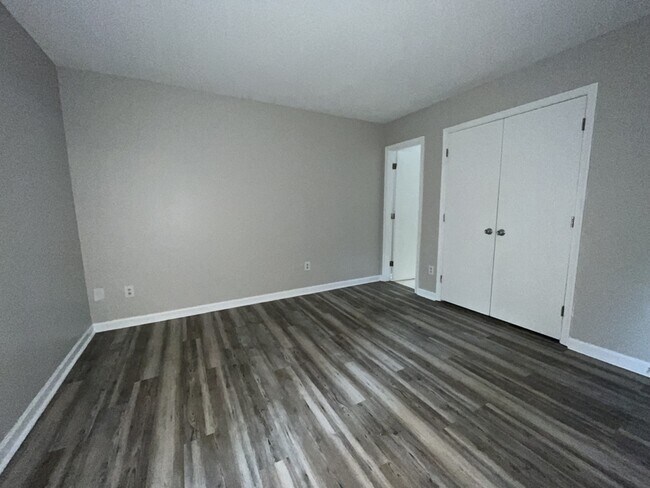 Photo - 3561 Mill Run