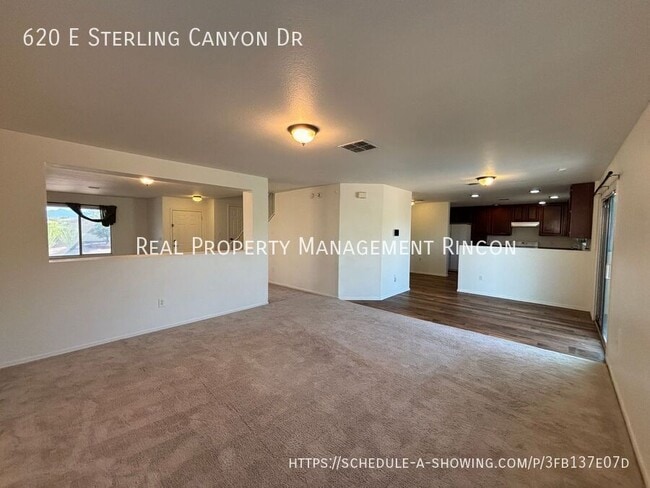 620 E Sterling Canyon Dr